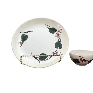 Vintage Cream Plate‎ & Bowl Set, Green Leaves & Red Berries, Decorative
